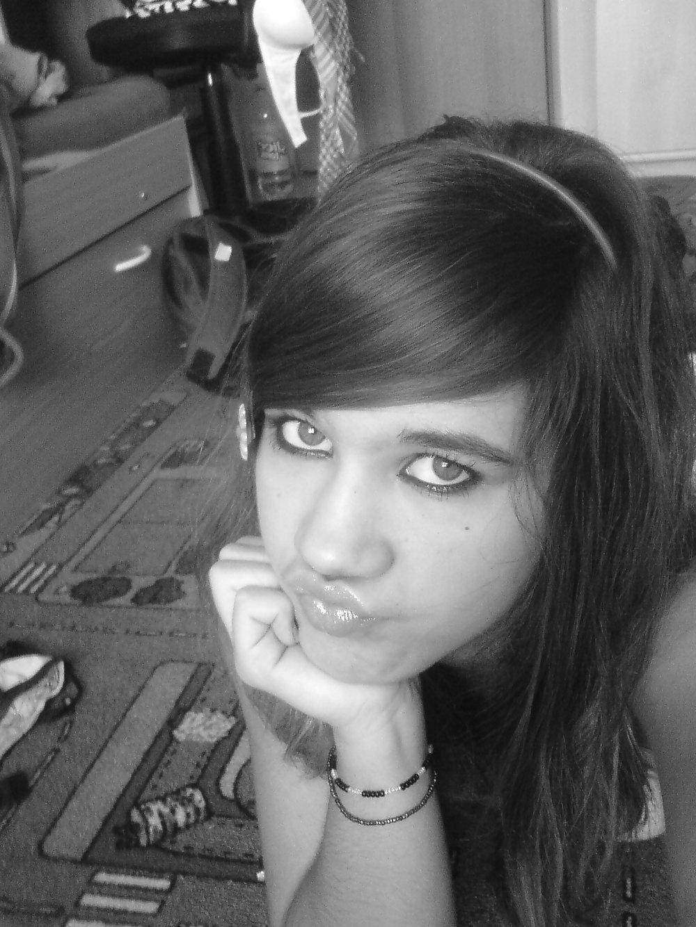 12P Masha - Pretty face