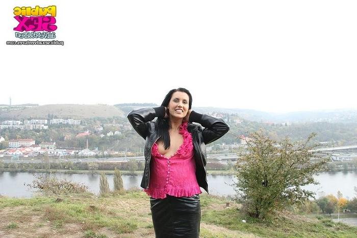 8P Sex adventure with sexy princess