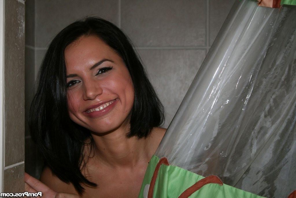 16P Pornstar Micah Moore makes her boyfriend crazy
