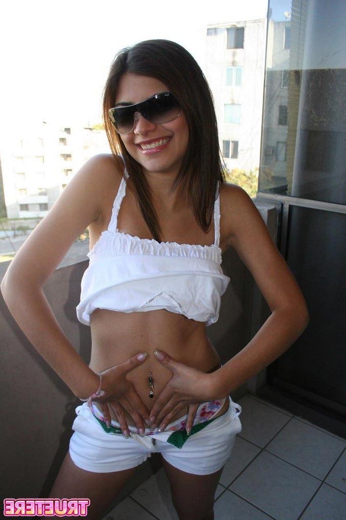 16P Teen girl striptease