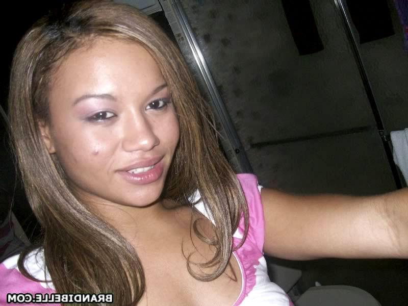 18P My fan and her boyfriend getting very messing in the bed!! amateur sex ride like