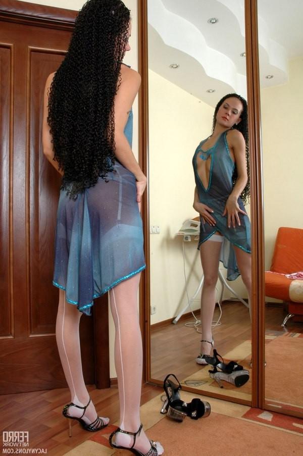 15P Teen changing her red stockings for white