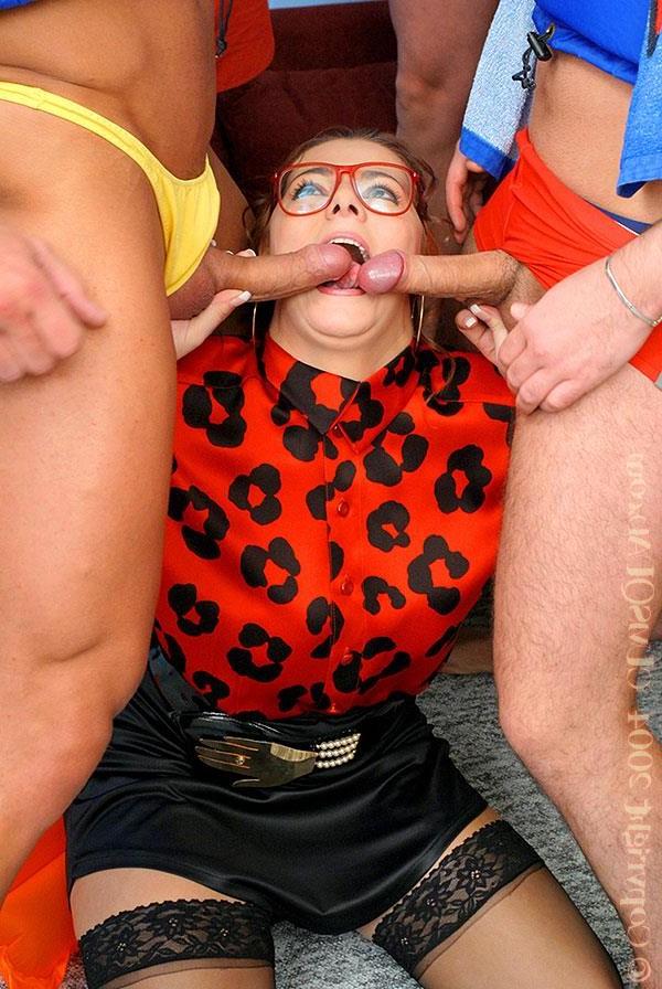 20P Spectacled lady gets gangbanged and bukkaked by lifeguards