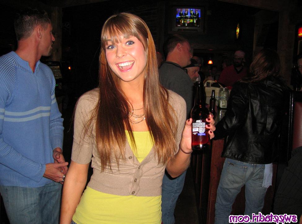 16P SweetAdri out at the bars