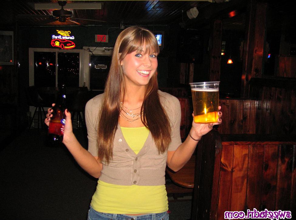 16P SweetAdri out at the bars