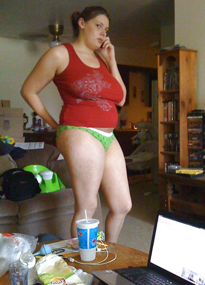 20P Big Tits Pregnant Wife