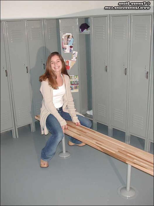 20P Brunette teen tawnee stone strips in locker room