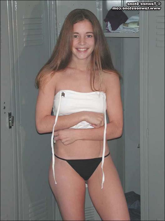 20P Brunette teen tawnee stone strips in locker room