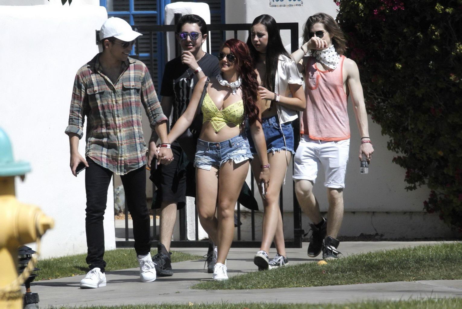 16P Ariel Winter busty and leggy in bra and cutoffs