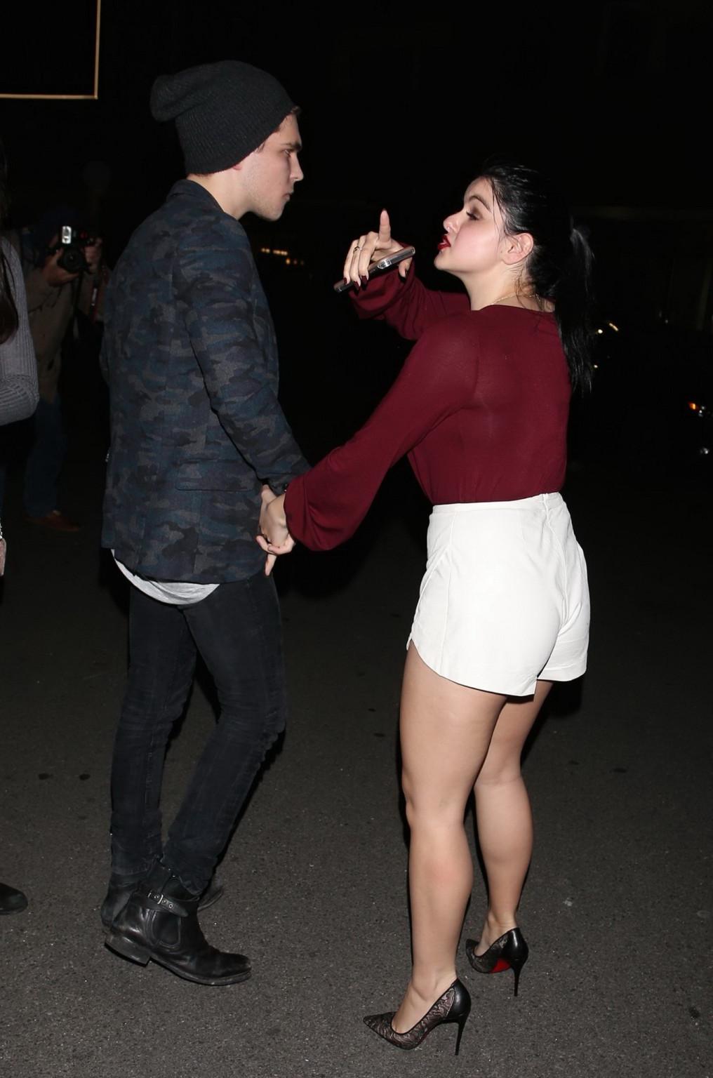 16P Ariel Winter busty flashing her sheer bra and nice legs