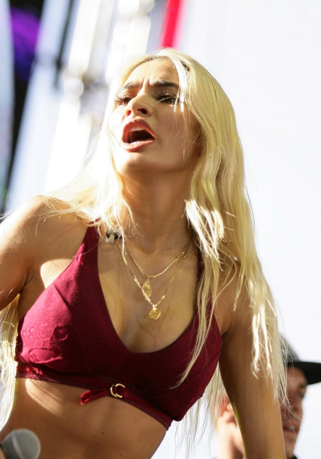 16P Busty Pia Mia Perez performing in sexy red bra