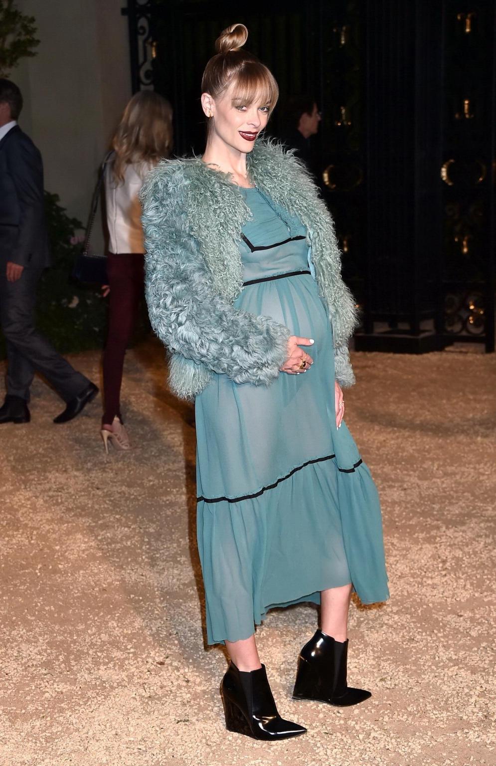 16P Jaime King pregnant and see through to panties and underboobs at Burberry London