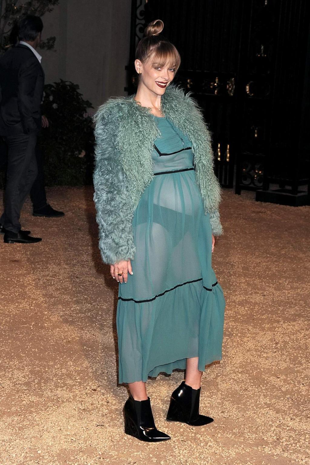 16P Jaime King pregnant and see through to panties and underboobs at Burberry London