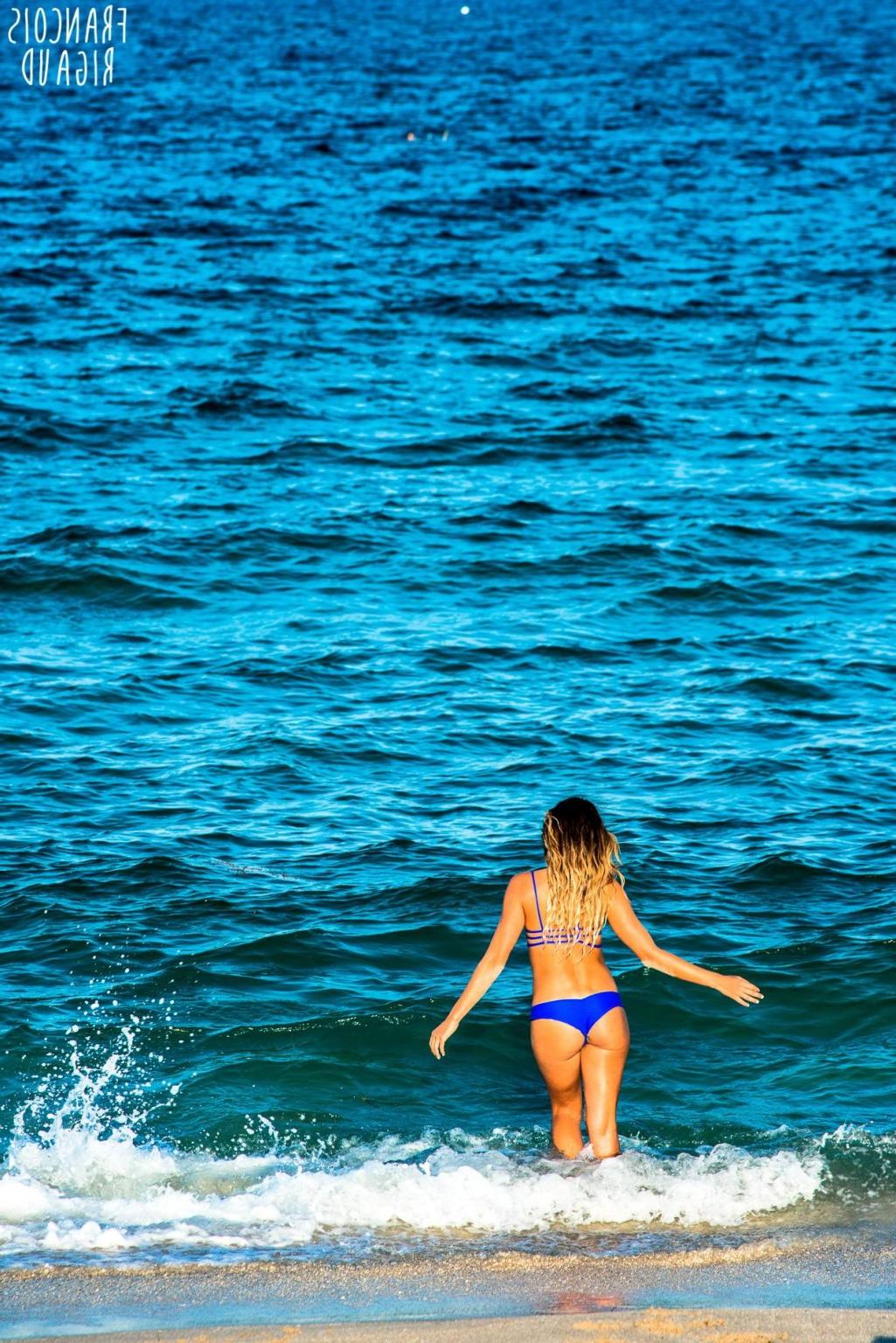 16P Anastasia Ashley showing off her boob and bare ass while changing bikinis at the