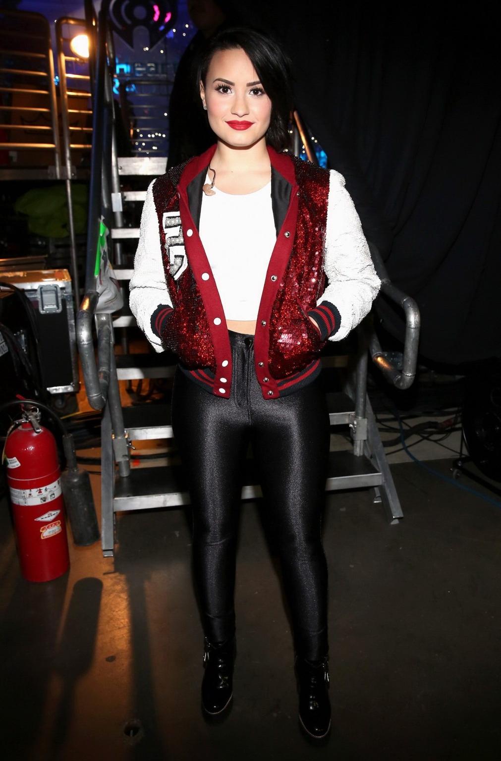 16P Demi Lovato see through to bra while performing at 1013 KDWBs Jingle B