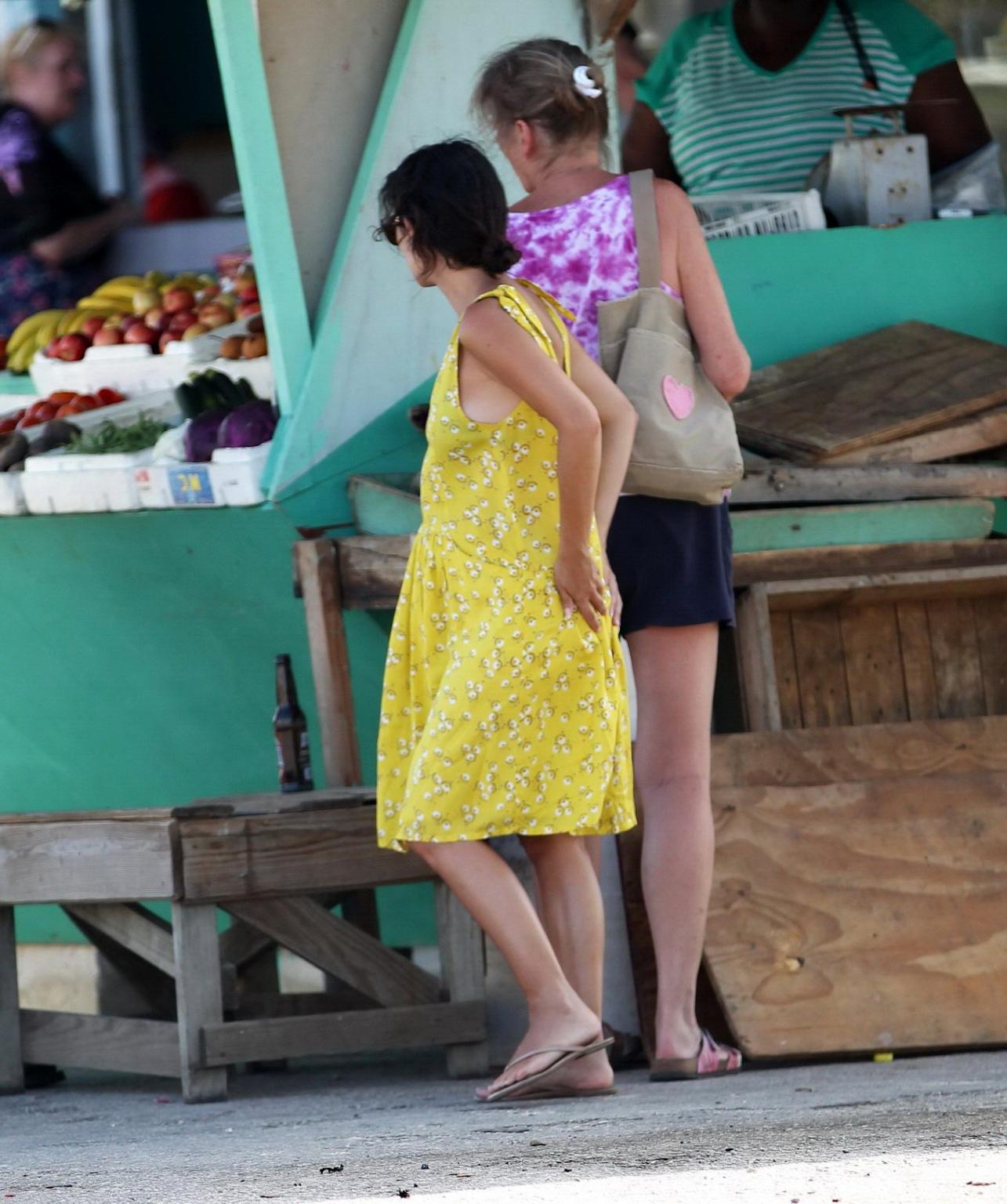 16P Rachel Bilson busty and pregnant out in Barbados