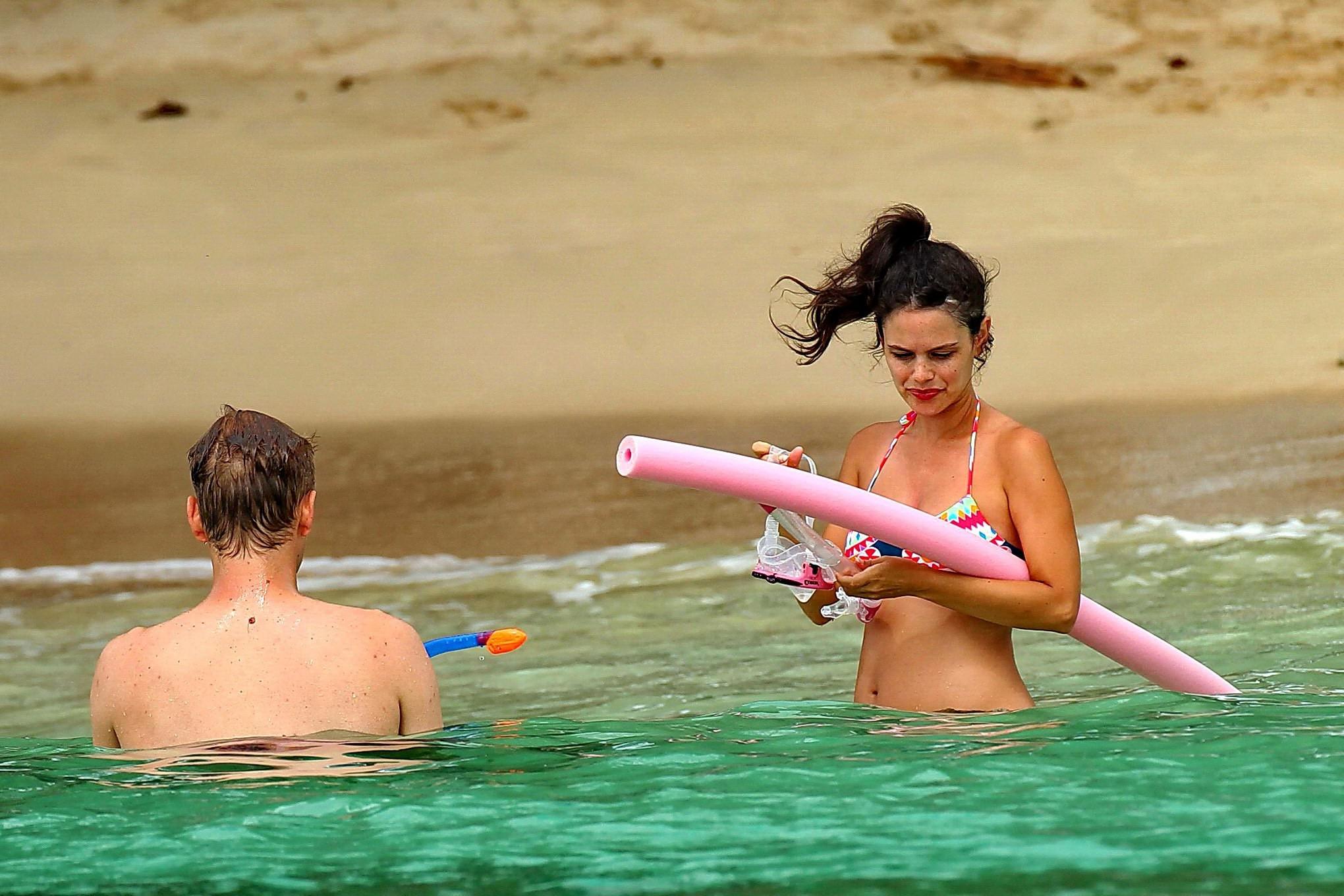 16P Rachel Bilson showing off her pregnant bikini body on a beach in Barbados