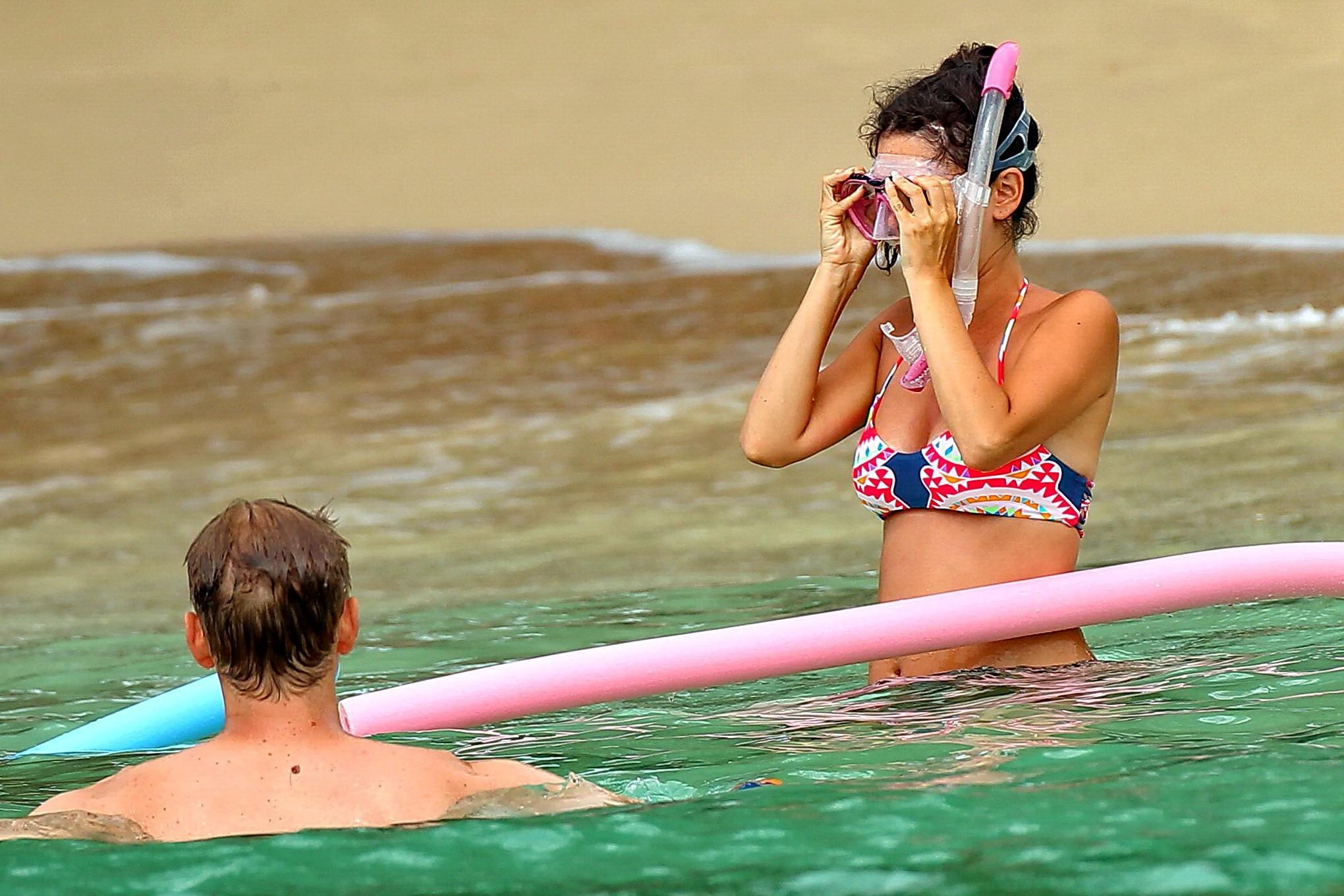 16P Rachel Bilson showing off her pregnant bikini body on a beach in Barbados