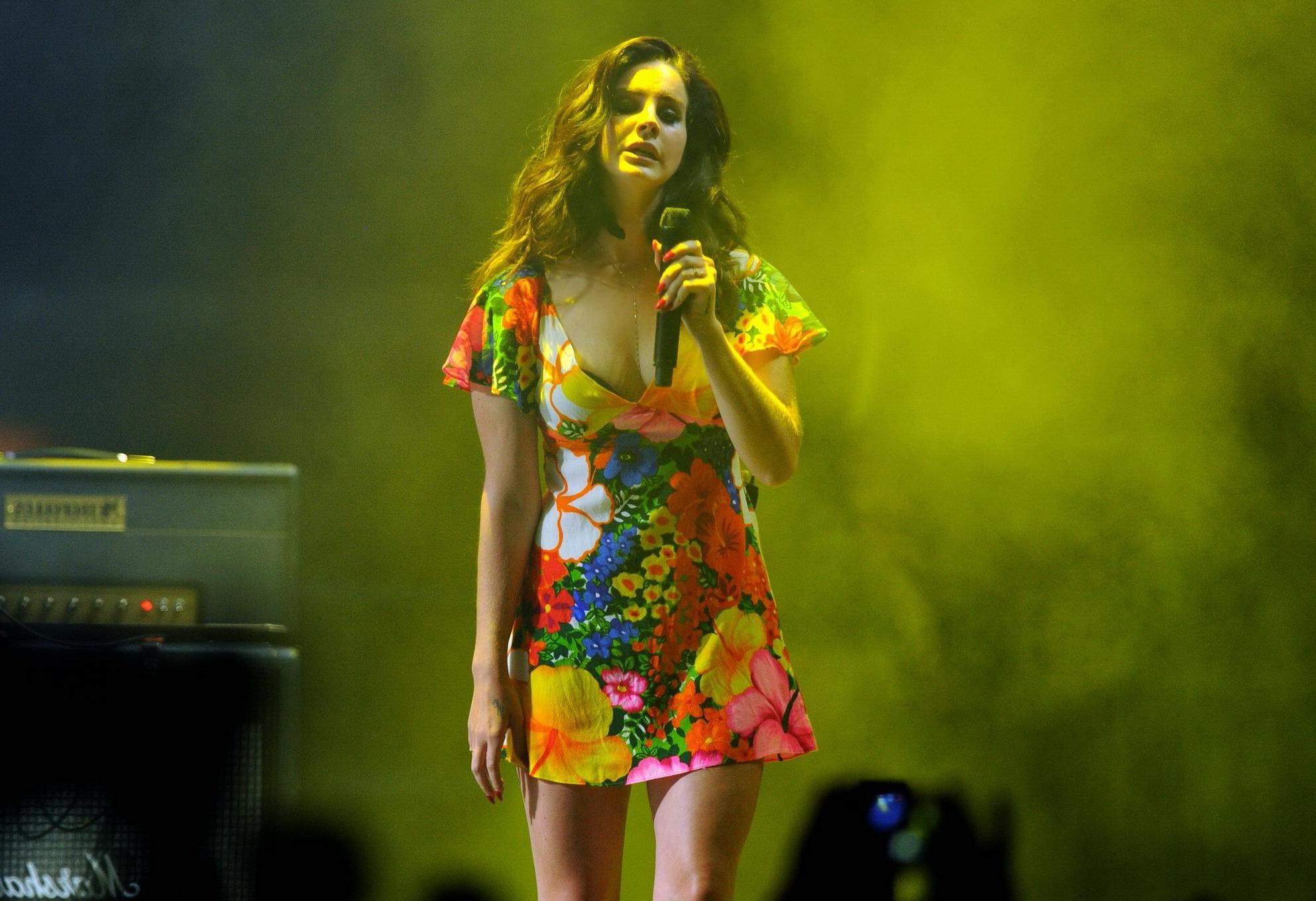 16P Lana Del Rey bra peek  upskirt while performing in summer mini dress at the 2014