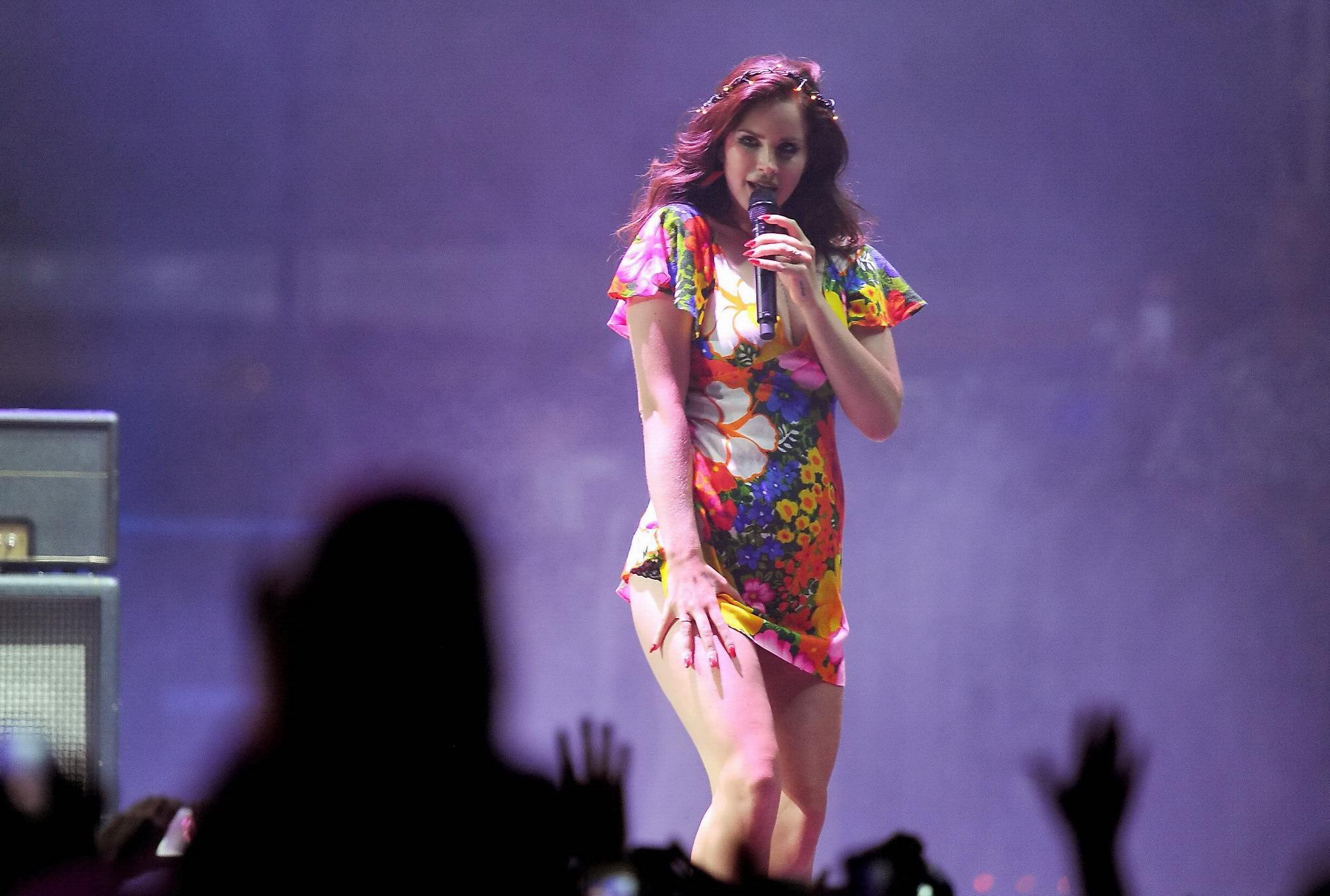 16P Lana Del Rey bra peek  upskirt while performing in summer mini dress at the 2014