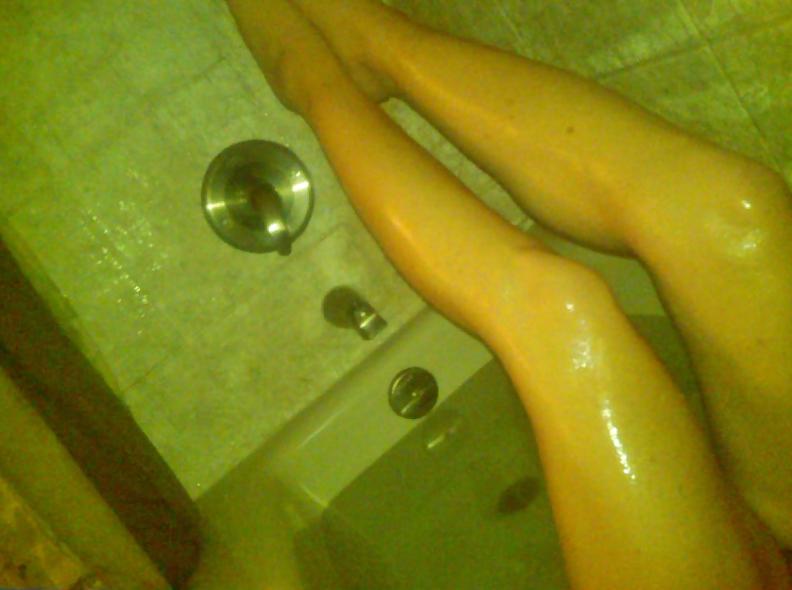 5P Sexy Wife Bath