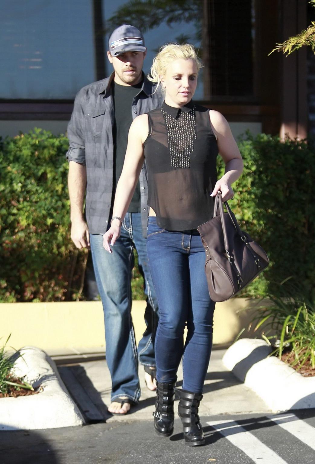 16P Britney Spears wearing tight jeans and see through to bra out in Calabasas