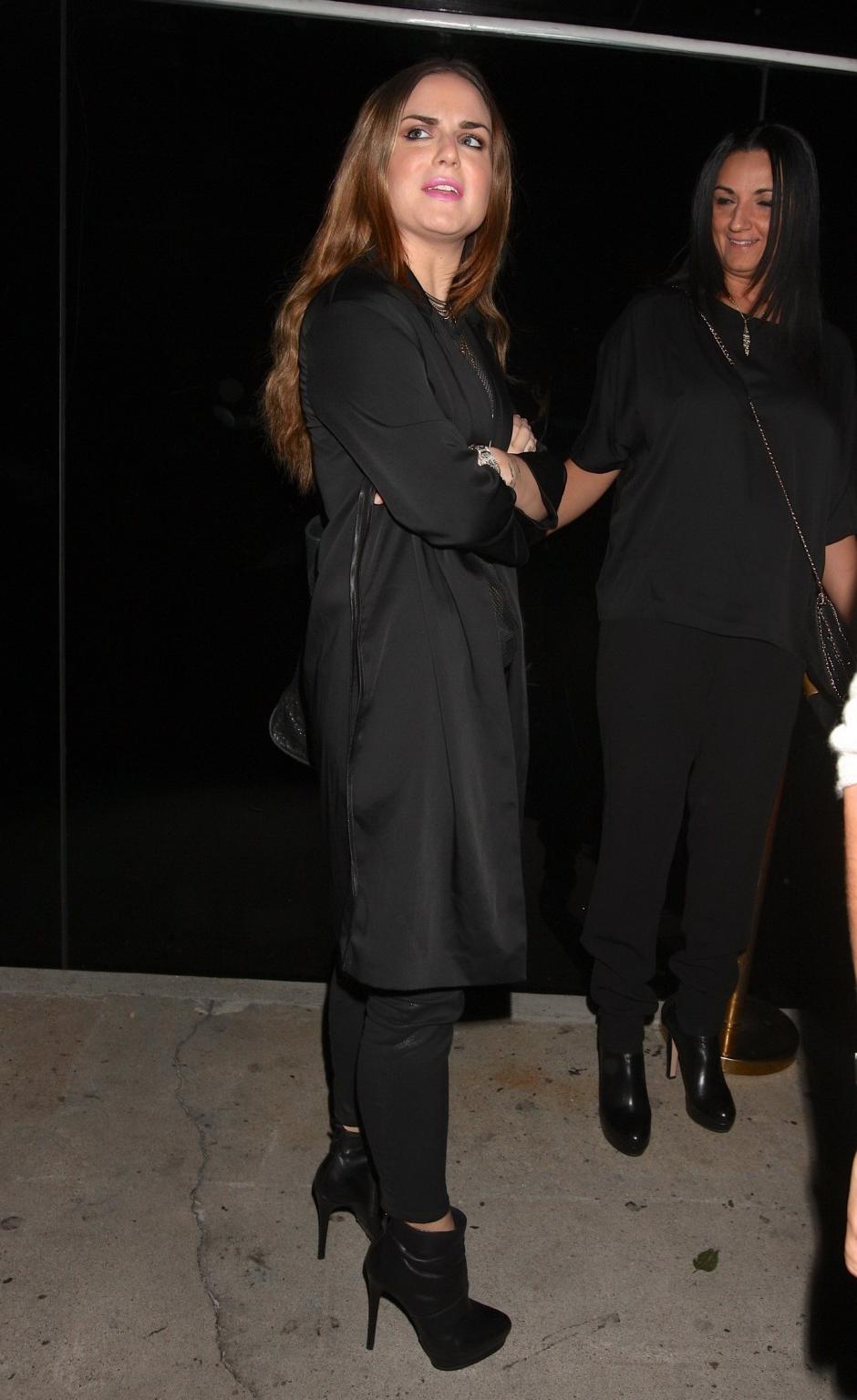 16P Joanna Levesque see-through to bra outside Bootsy Bellows in Hollywood