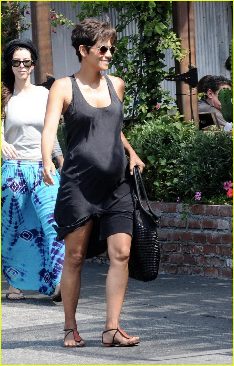 16P Halle Berry pregnant  busty out for shopping in Los Angeles
