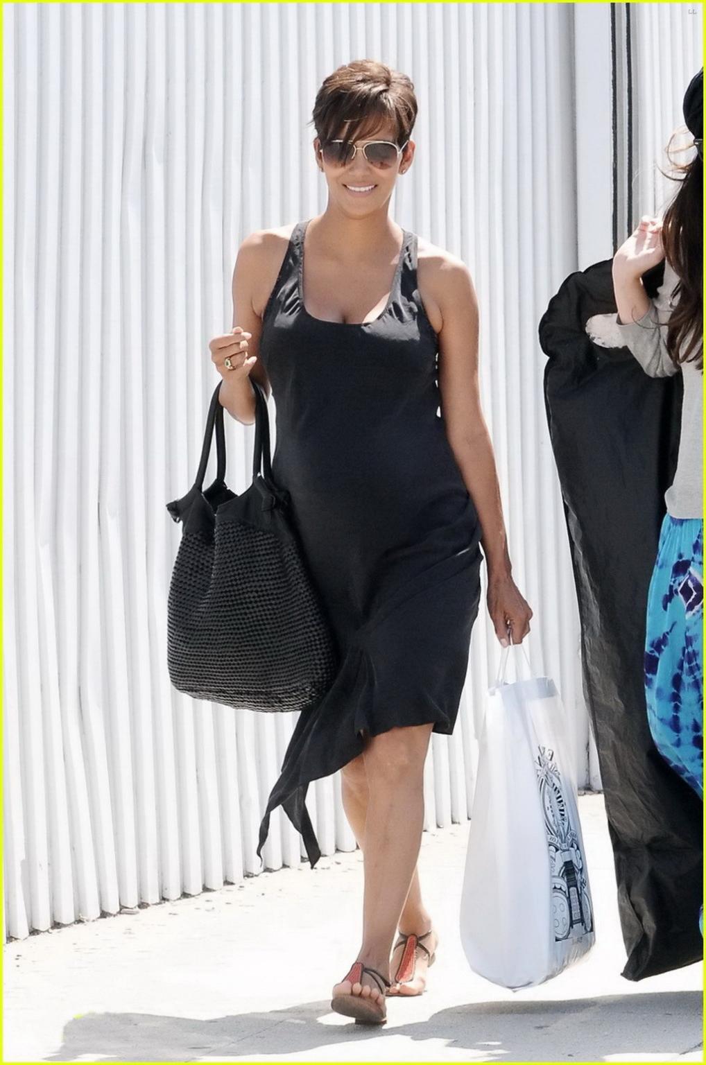 16P Halle Berry pregnant  busty out for shopping in Los Angeles