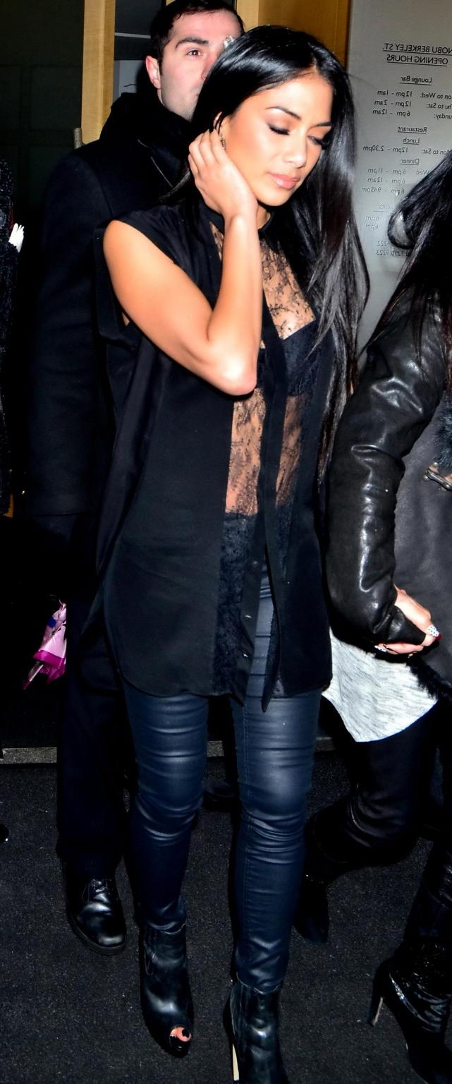 16P Nicole Scherzinger see through to bra outside Nobu Berkeley restaurant in London