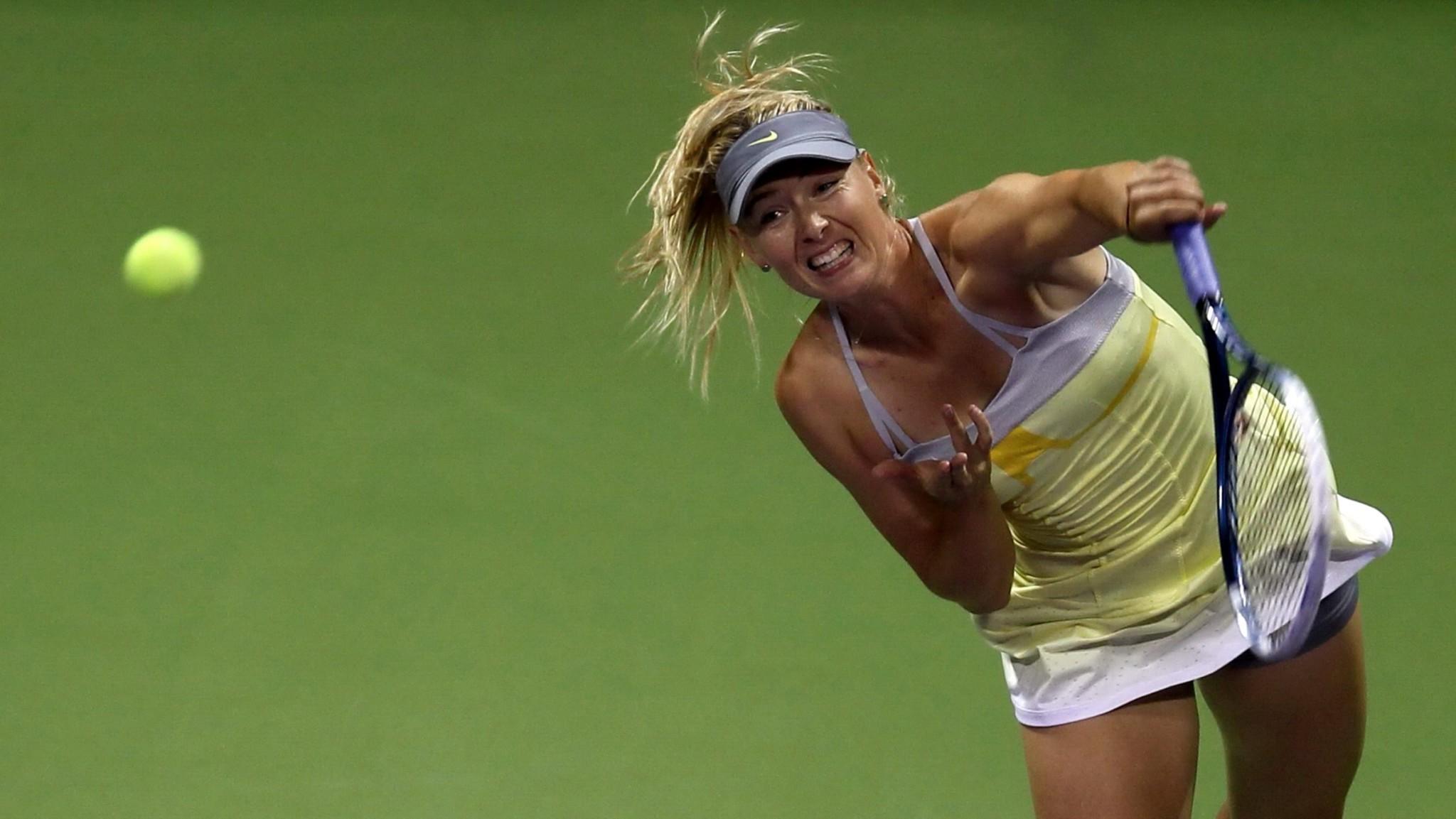 10P Maria Sharapova upskirt at WTA Qatar Open tennis tournament in Doha
