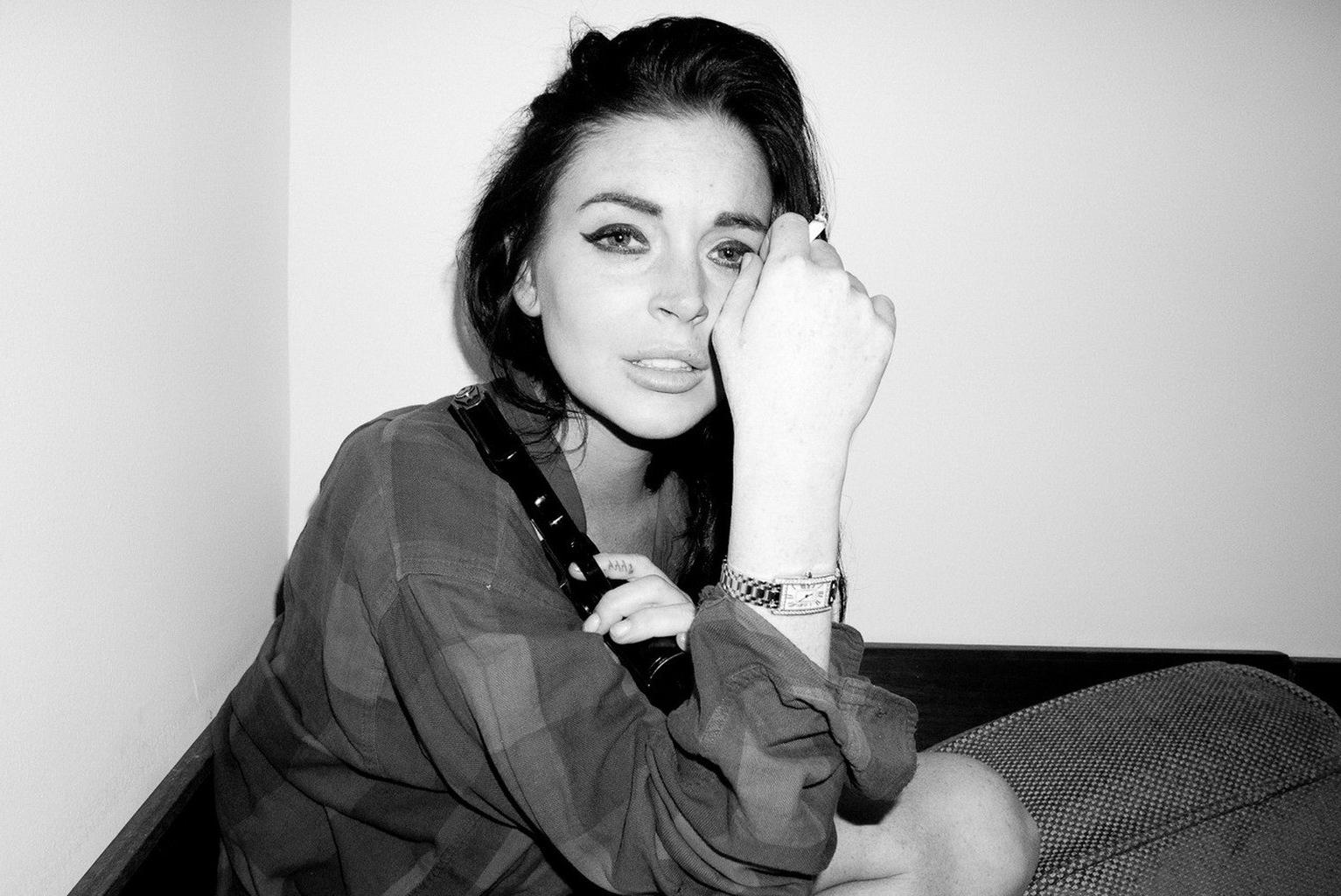 10P Lindsay Lohan showing boobs in see through bra for Terry Richardson photoshoot
