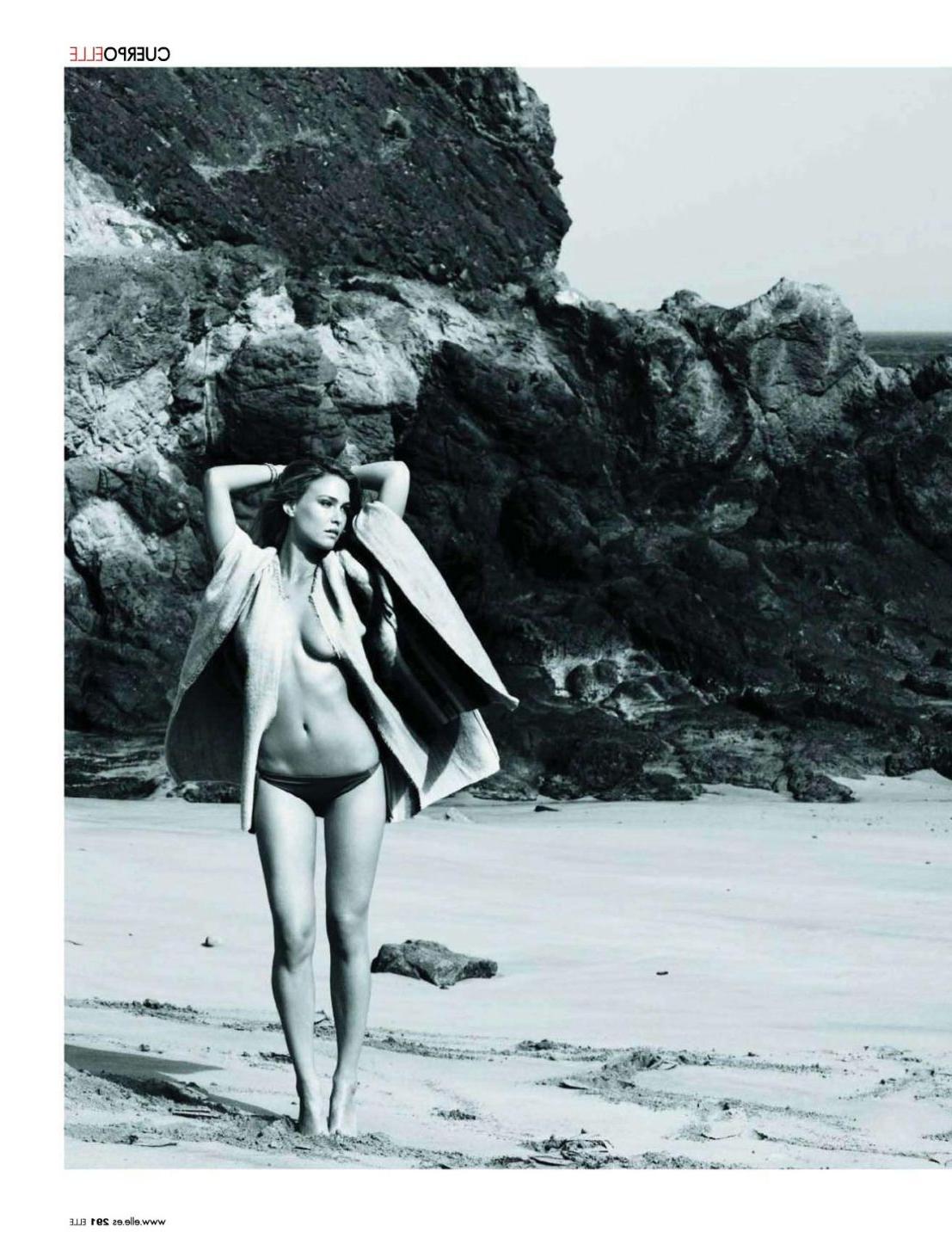 10P Bar Refaeli showing ass but hiding boobs in May 2012 issue of Elle Spain