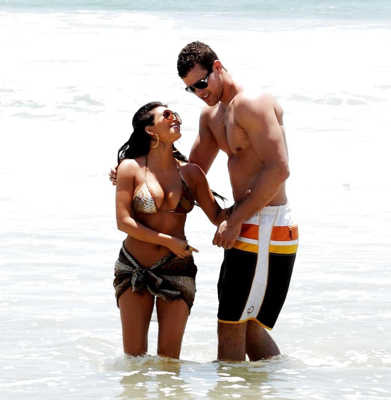 16P Kim Kardashian exposing her nice body in bikini with boyfriend