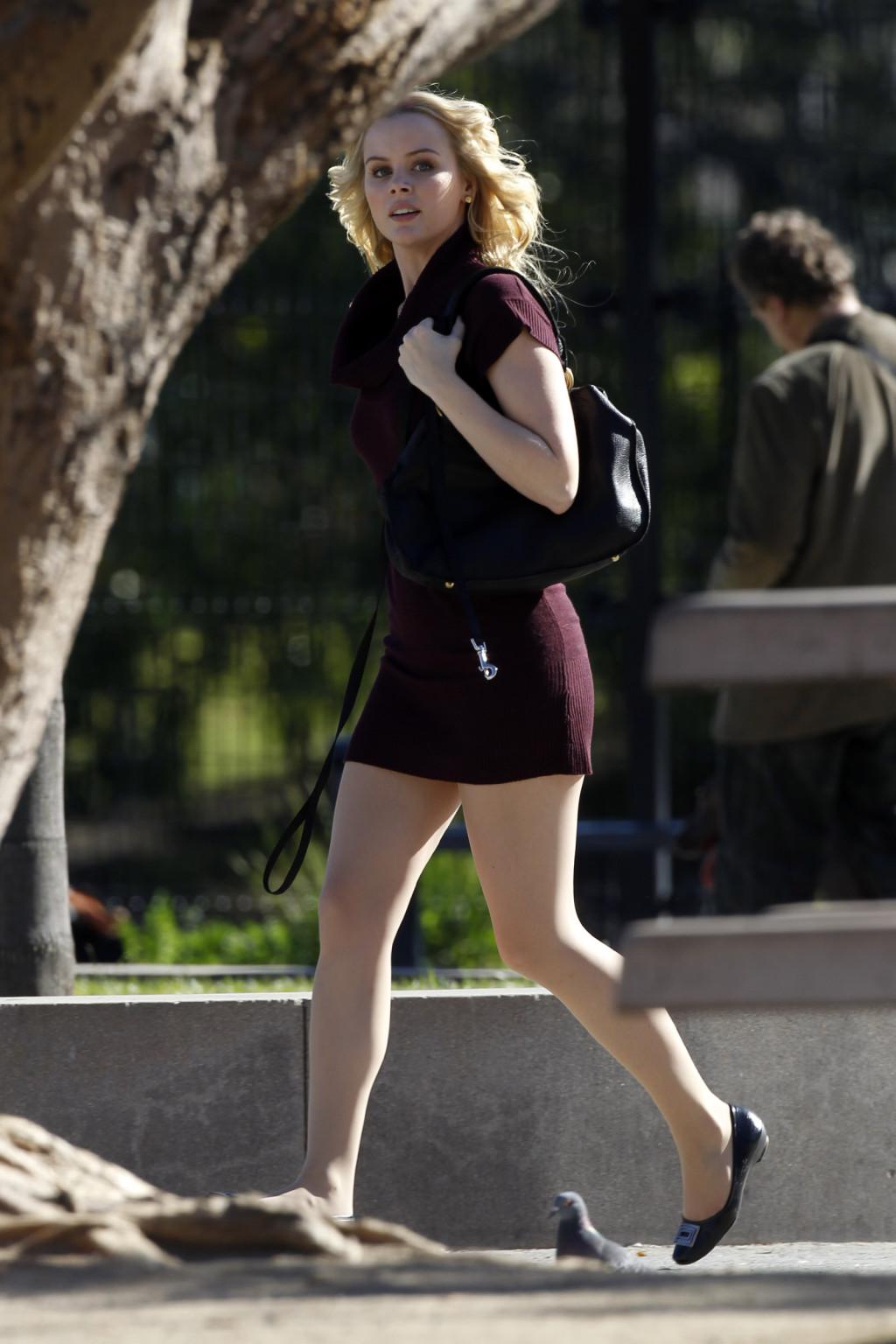 16P Helena Mattsson upskirt while changing her shoes on the set of 'Seven Psychopath