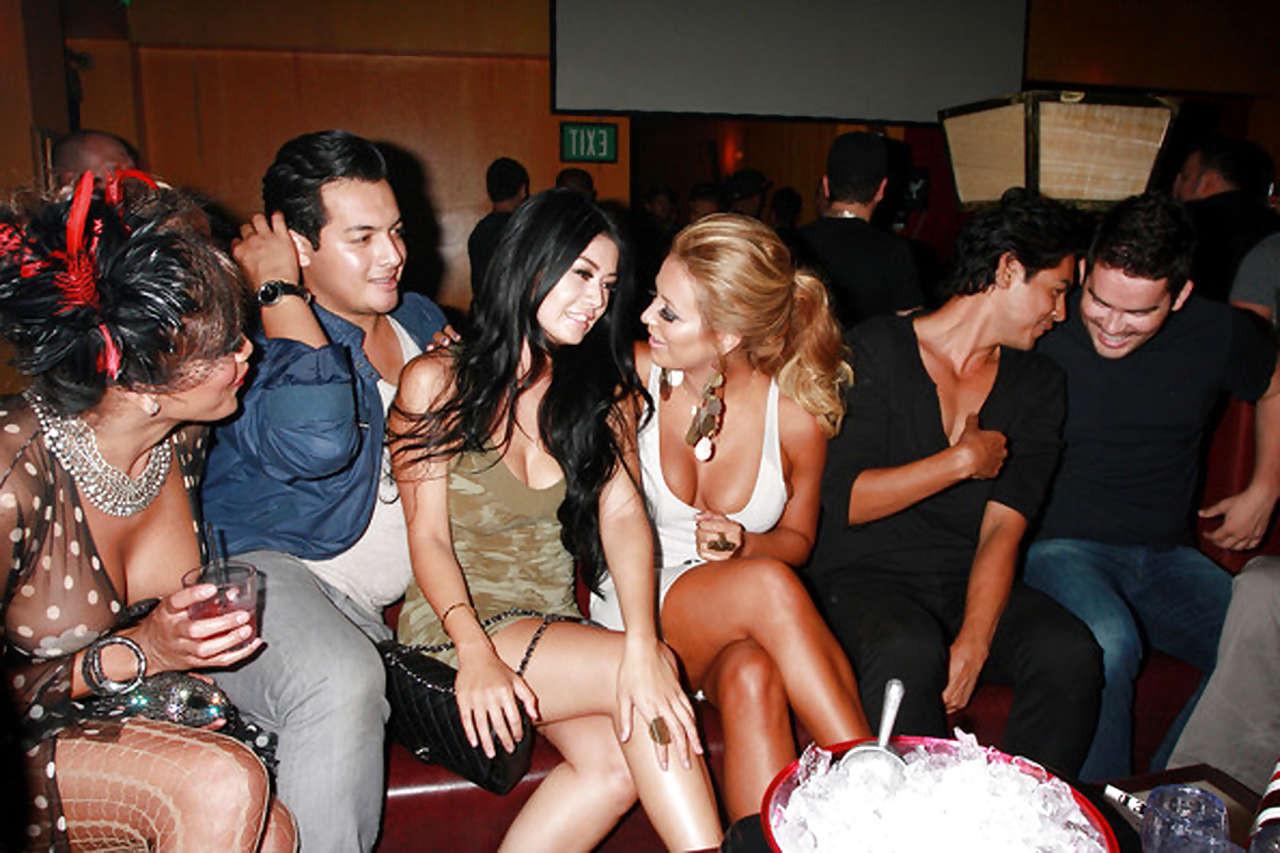 16P Aubrey O'Day selfshoting in red bra and very leggy in white mini skirt