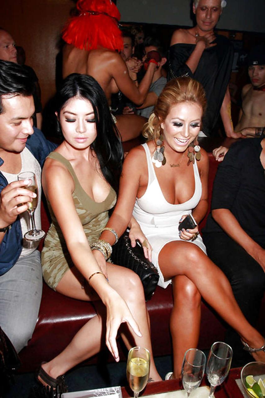16P Aubrey O'Day selfshoting in red bra and very leggy in white mini skirt