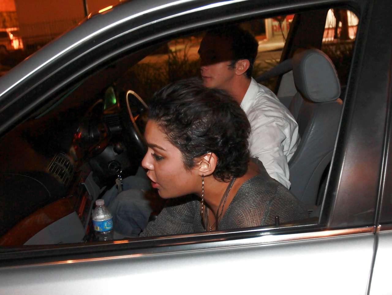 16P Vanessa Hudgens showing her black bra and sexy in fuck me boots paparazzi pictur
