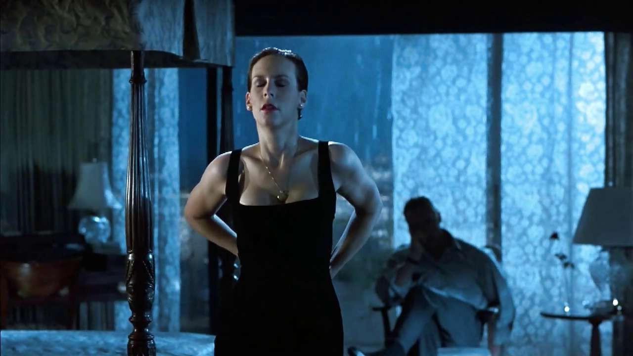 16P Jamie Lee Curtis showing her amazing ass in black thong and dancing in bra
