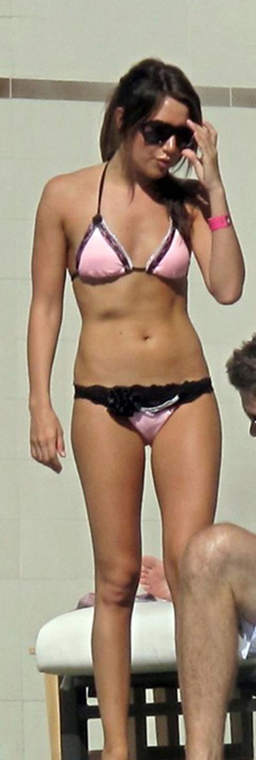 16P Ashley Tisdale showing juicy wet ass in bikini