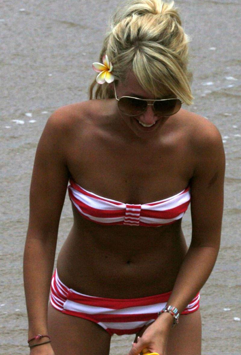 16P Ashley Tisdale showing juicy wet ass in bikini