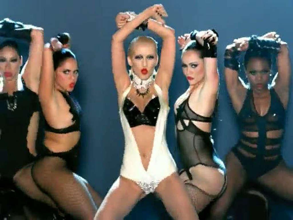 16P Christina Aguilera looking very sexy in bra and panties