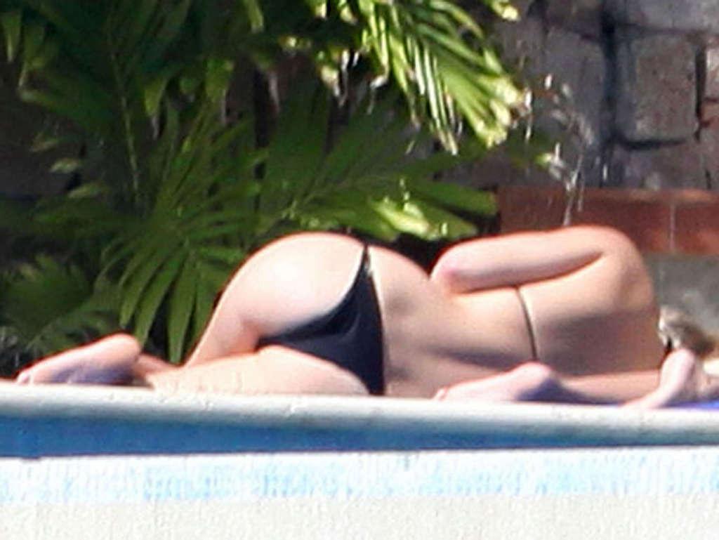 16P Bar Refaeli enjoying on pool and showing her sexy and hot body