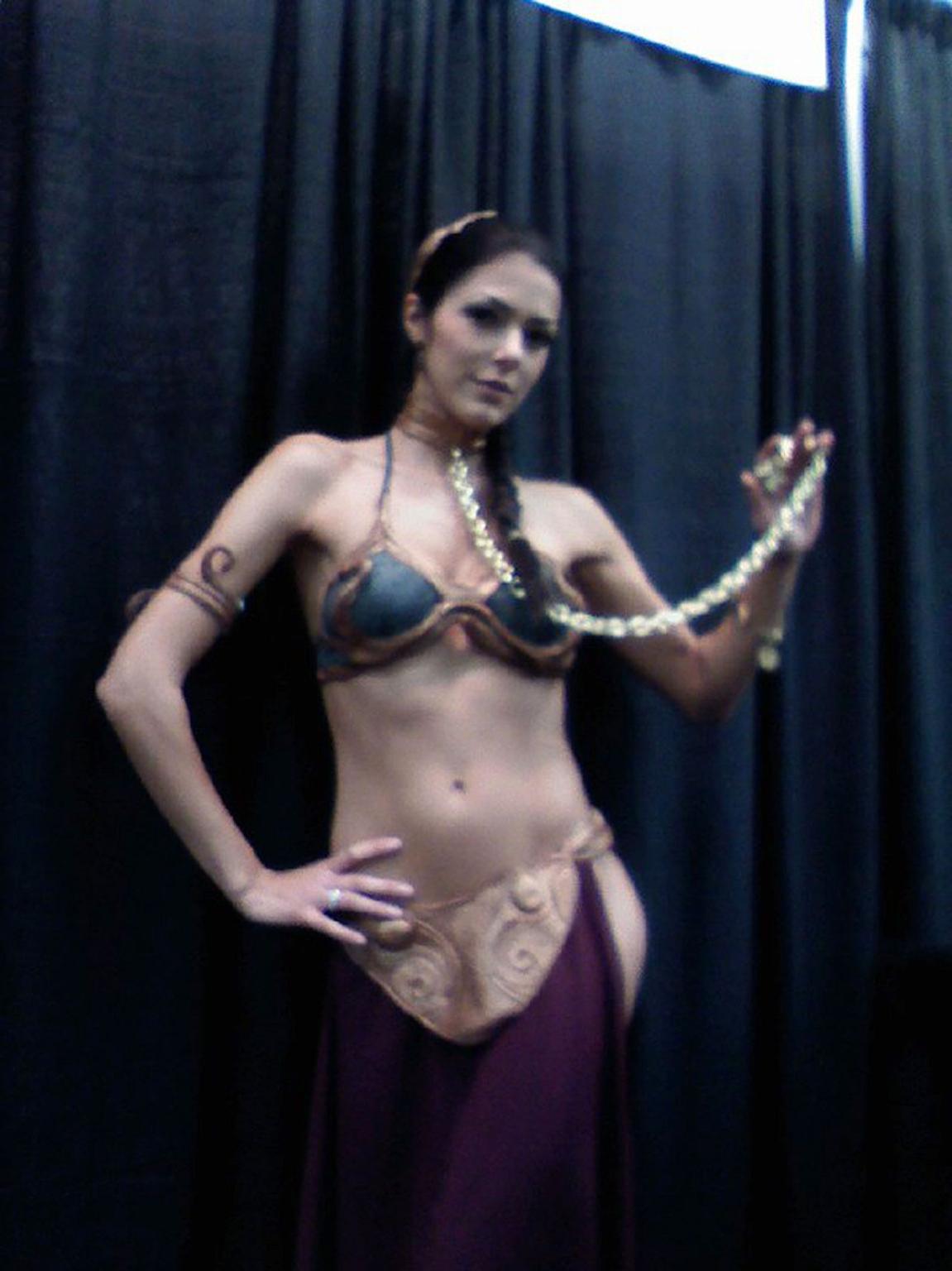 16P Adrianne Curry posing and showing huge boobs in her sexy bra