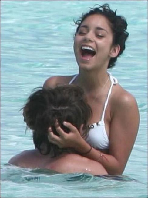 16P Vanessa Hudgens caught tanning in bikini