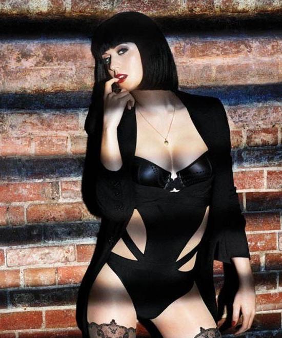 14P Katy Perry smoking ass and tits in sexy bikini