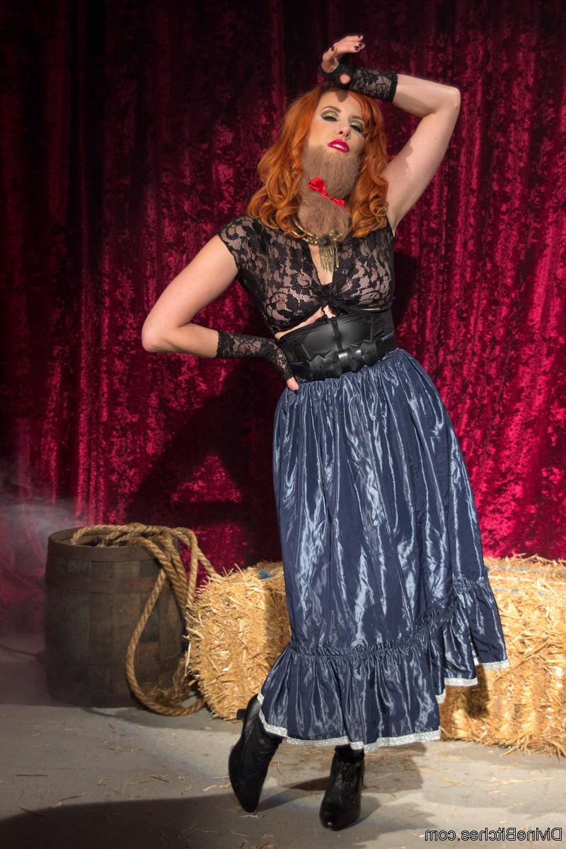 20P Happy Halloween from the Divine Bitches! Maitresse Madeline Marlowe leads a trav