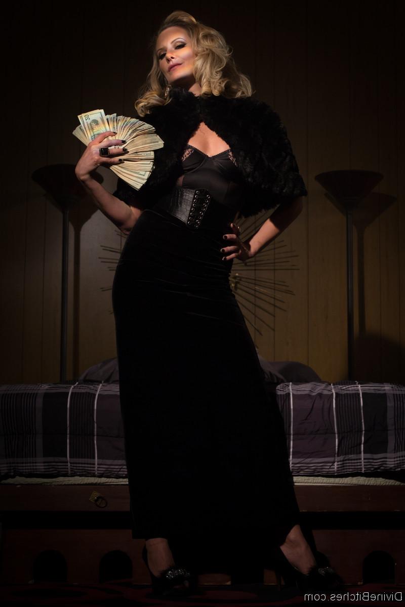 17P Maitresse Madeline Marlowe financially dominates pay piggy &amp;amp; 69s him then denyin