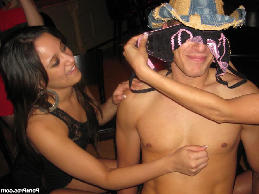 16P Bored housewifes go nuts and suck and ride a male stripper