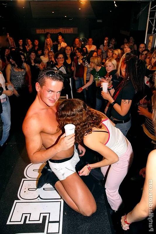 20P Teens beg strippers to plow cunts